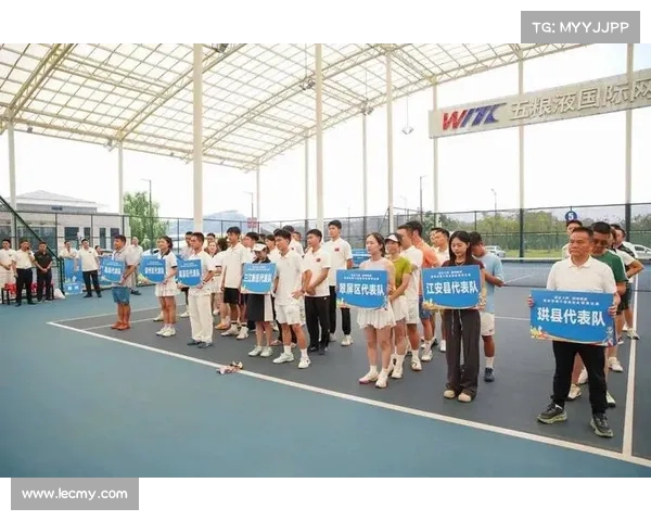 网球比赛闭幕式盛大举行 观众与选手共庆精彩赛事圆满落幕 网球比赛闭幕式盛大举行 观众与选手共庆精彩赛事圆满落幕